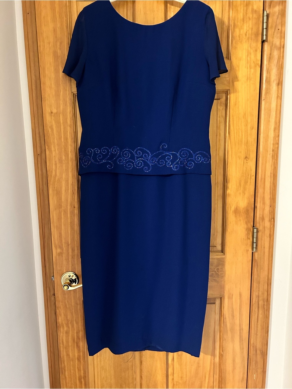 Donna Morgan Royal Blue Short-Sleeve Midi Dress with Beaded Waist